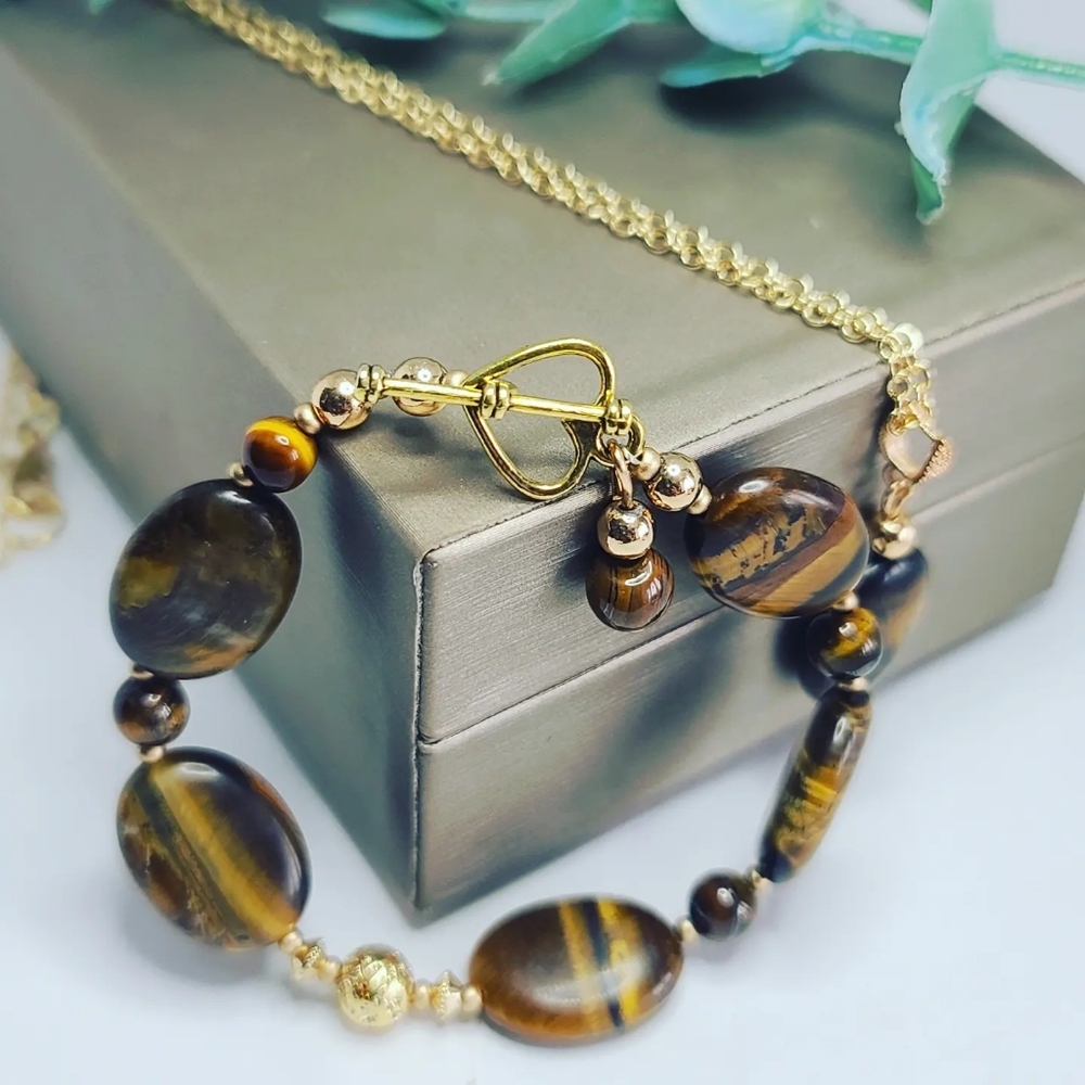 Tiger eye, Lava Stone set